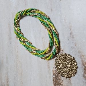 😍Green Beaded Necklace😍NWOT